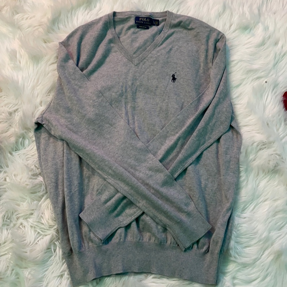 Unisex grey crew neck